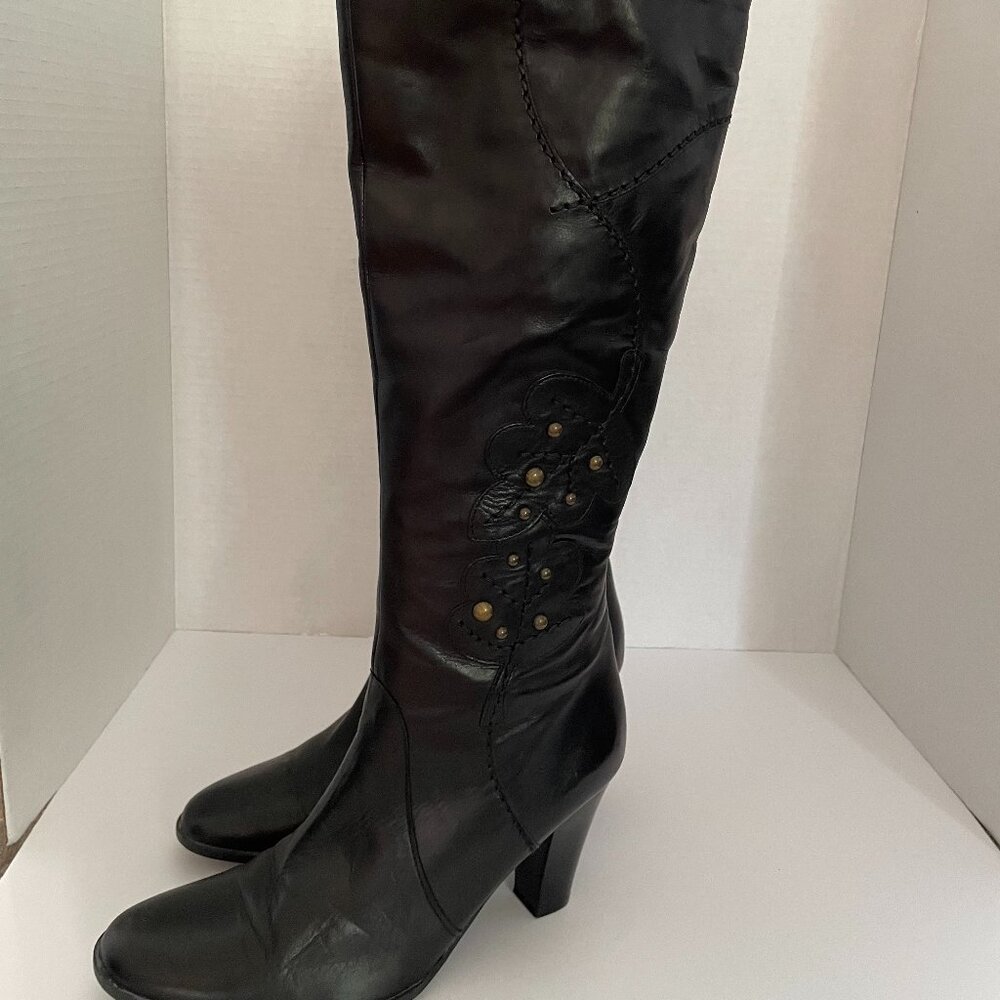 Women Long Boots -  Color Black - Medium wheels